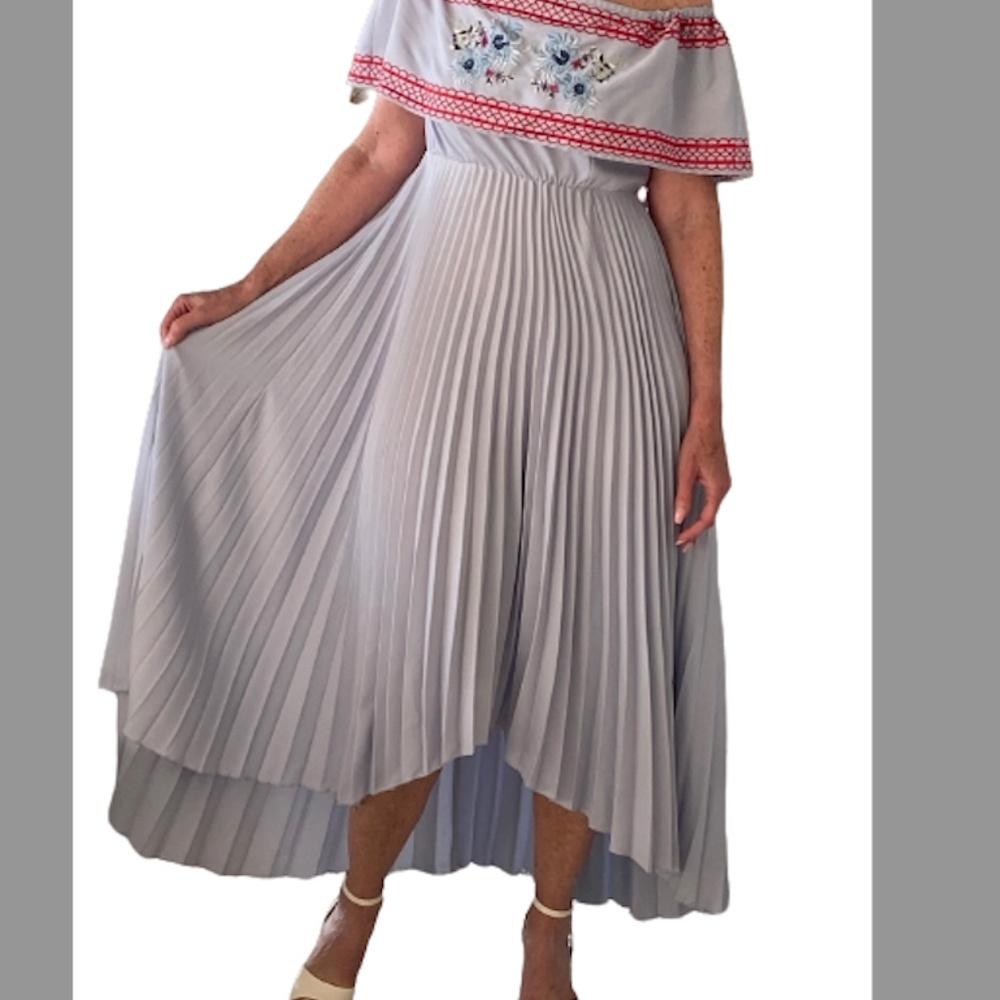 ASOS  Embroidered pleated midi dress MATERNITY (NWOT) - Picture 6 of 8